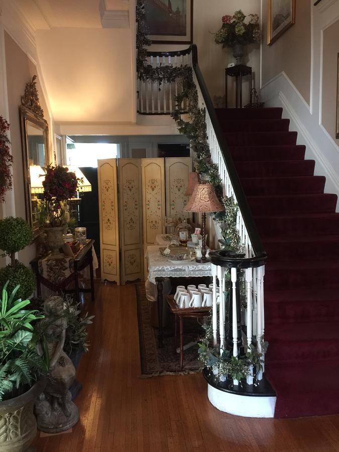 Hanover House Bed And Breakfast Niagara Falls Bagian luar foto