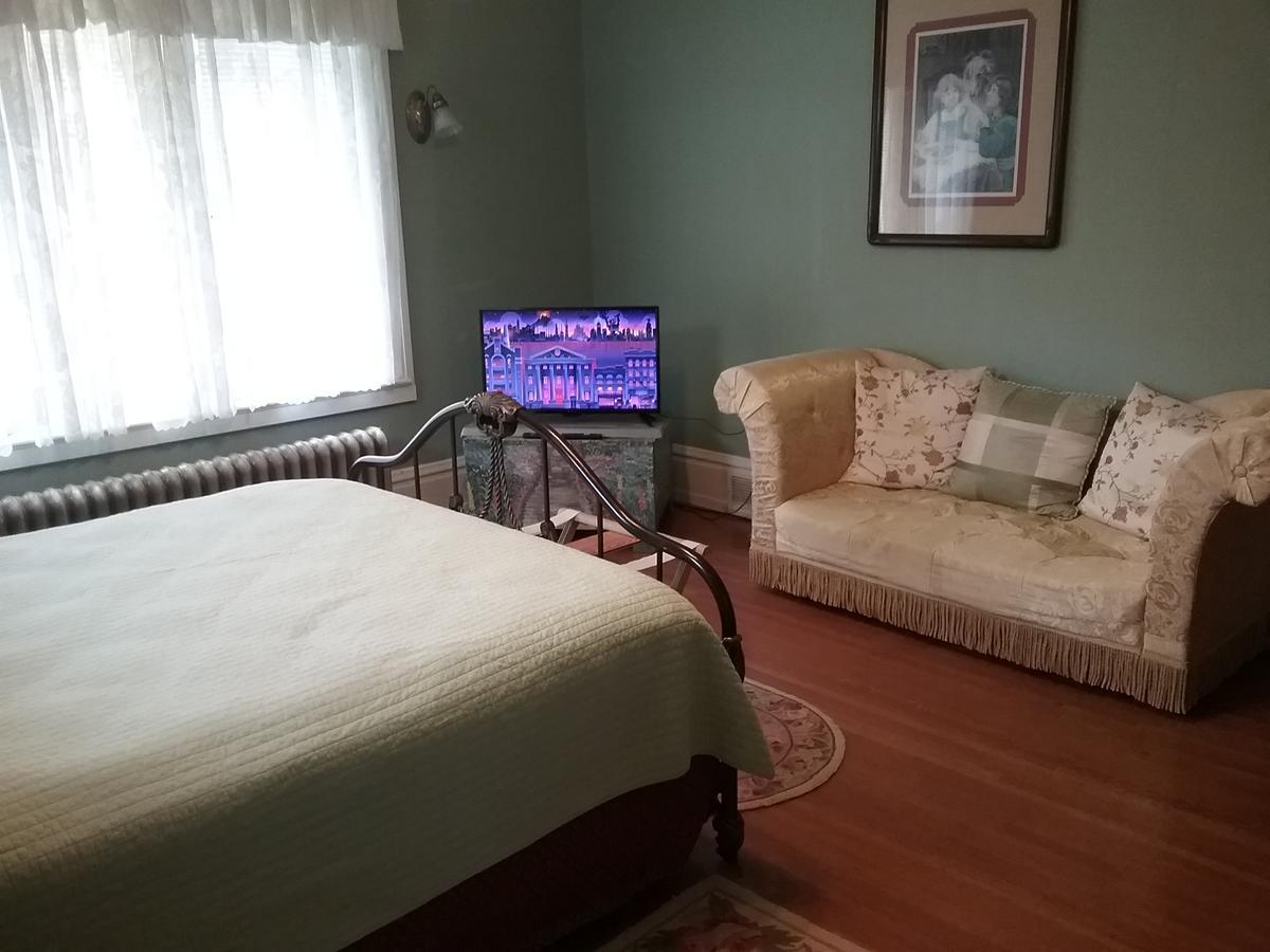 Hanover House Bed And Breakfast Niagara Falls Bagian luar foto