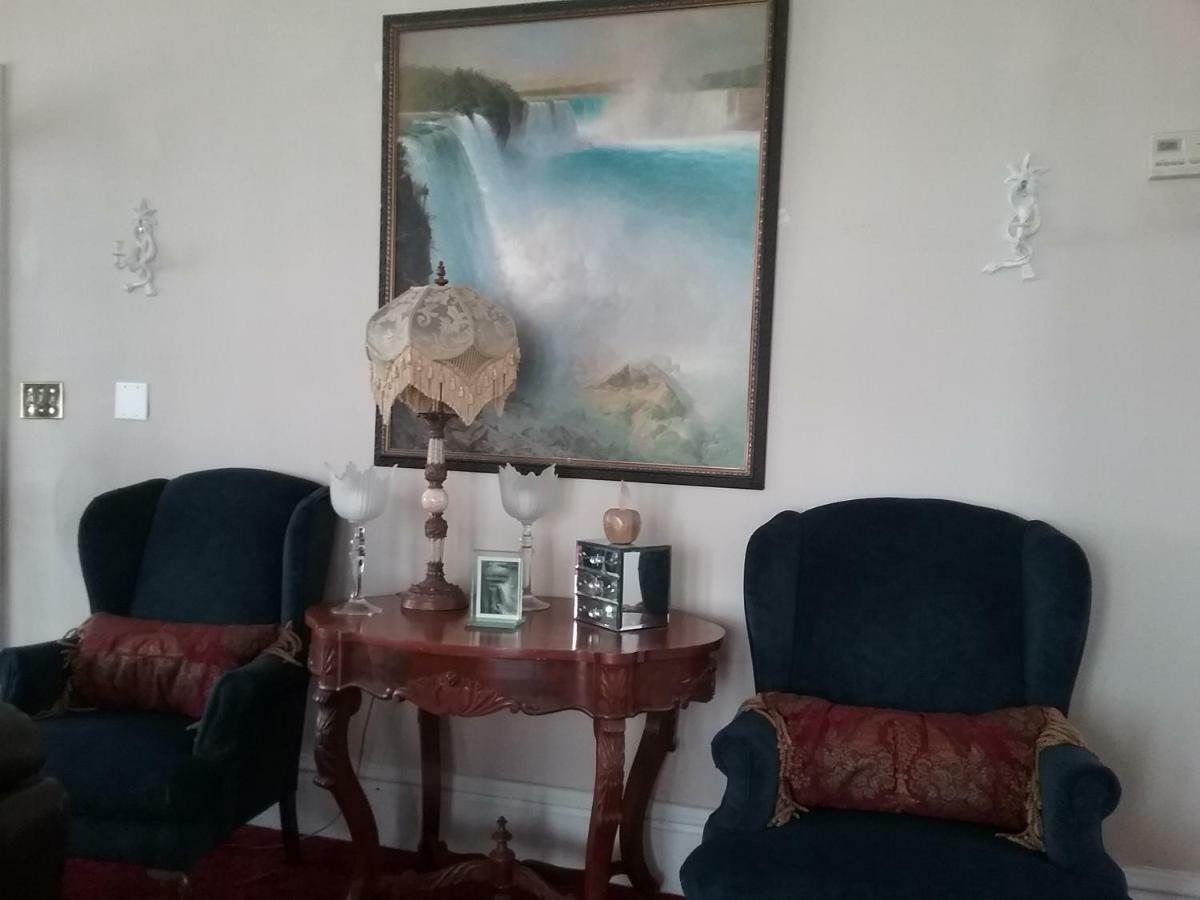 Hanover House Bed And Breakfast Niagara Falls Bagian luar foto
