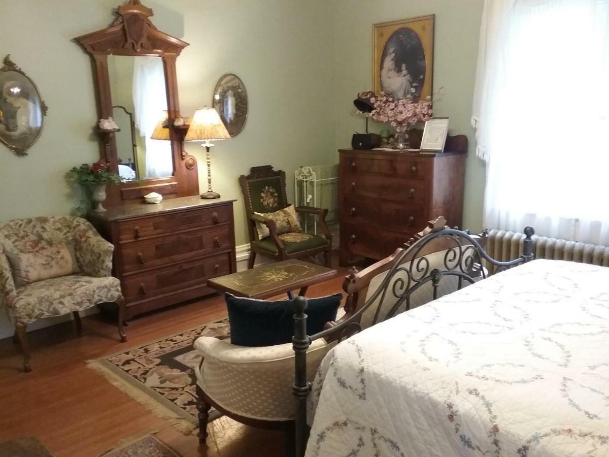 Hanover House Bed And Breakfast Niagara Falls Bagian luar foto