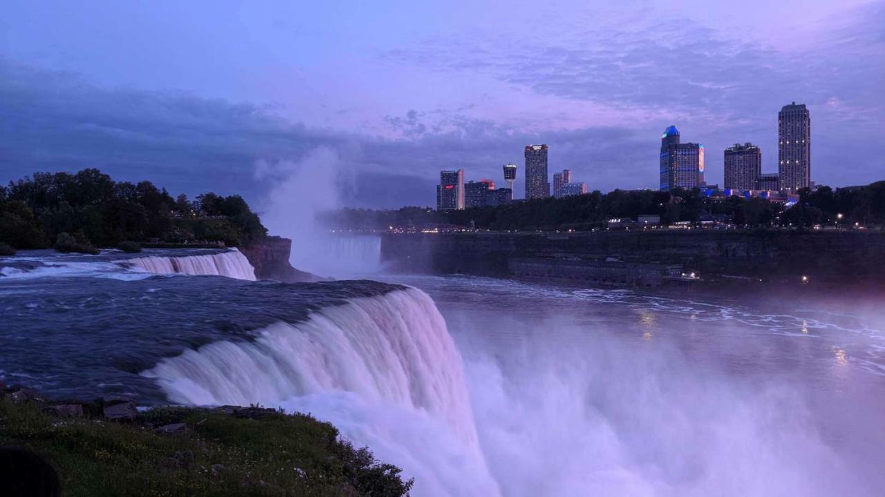 Hanover House Bed And Breakfast Niagara Falls Bagian luar foto